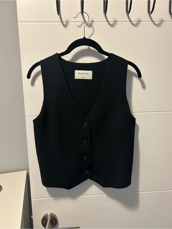 Babaton Tops - Babaton Black Tailored Sleeveless Vest